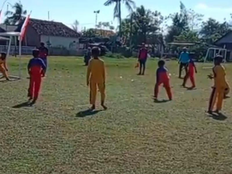 LOMBA SEPAK BOLA MINI